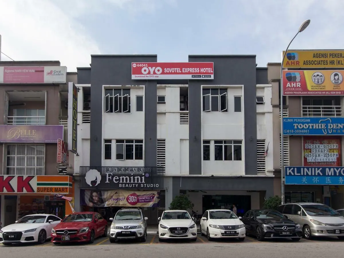 Oyo 44041 Sovotel Express Hotel Sri Petaling 159 location
